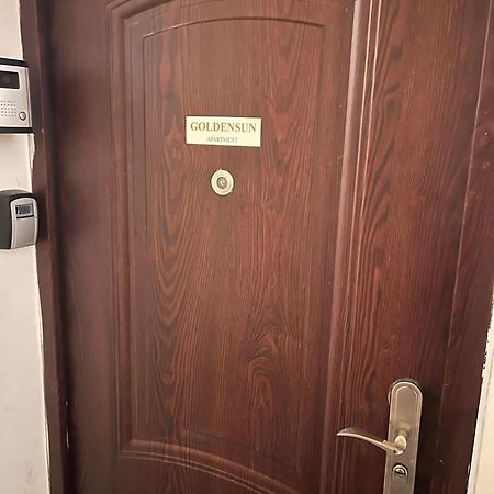 Goldensun Apartment บูดาเปสต์ ภายนอก รูปภาพ